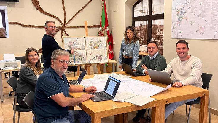 Zumaiako erronkei erantzuteko herri proiektu eraldatzailea landu dugu