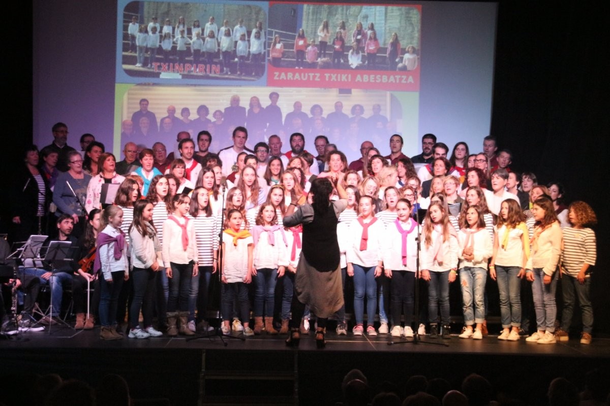Zarautz Txiki abesbatzak Orioko elizan kantatuko du ostiral honetan