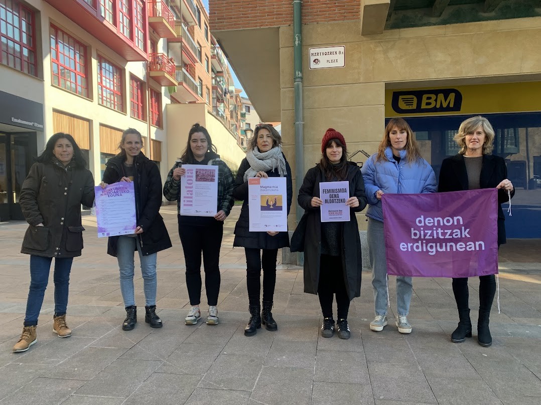 Bakarrizketak, antzezlanak eta manifestazioa izango dira Emakumeen Egunaren harira prestatutako egitarauan