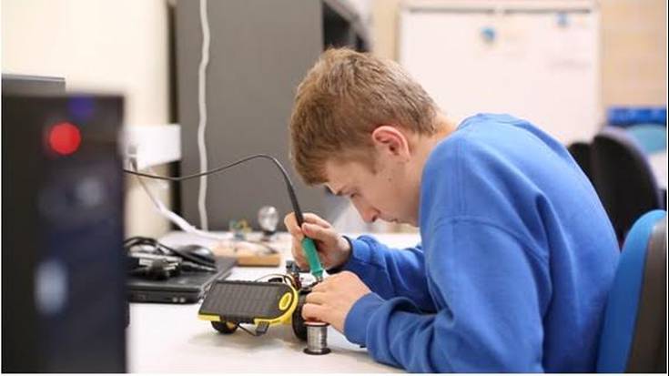 Eskualdeko enpresek diru laguntzak jasoko dituzte eskualdeko langabeak kontratatzeko