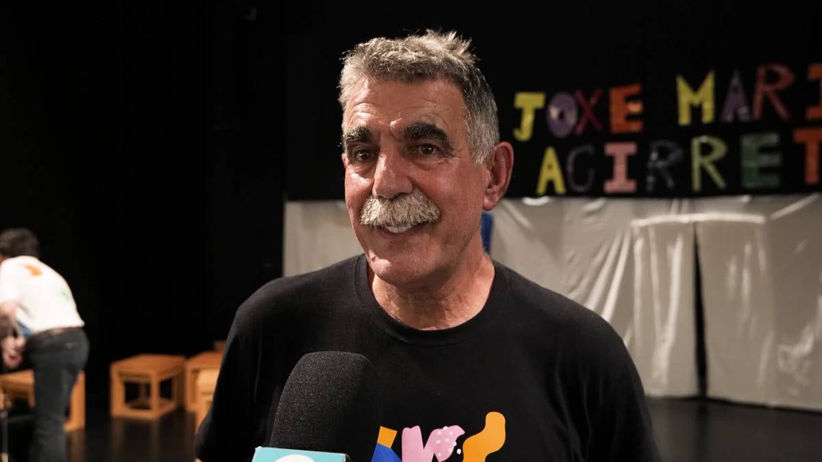 Pastorala eskainita, Joxe Mari Agirretxe omendu du Xabier Munibe ikastolak
