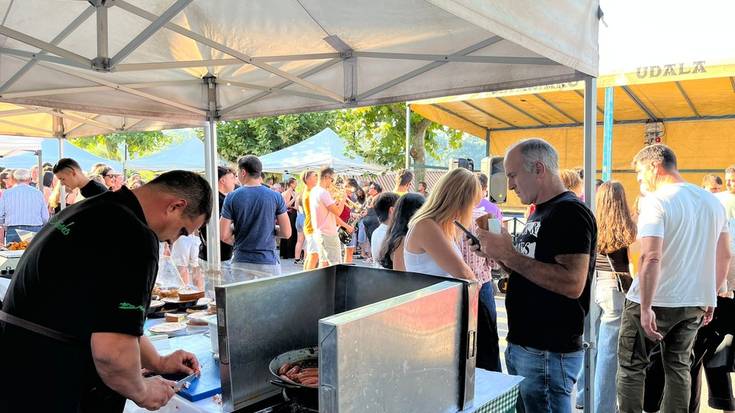 Giro ederra sanbartolomeetako sagardo dastaketan