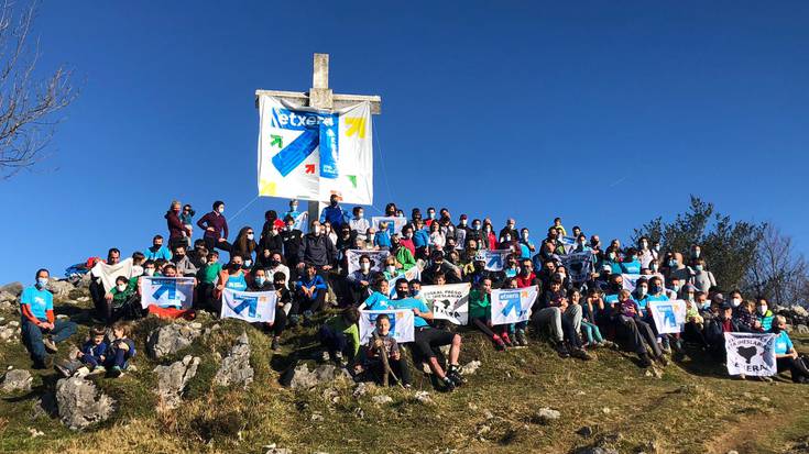 Maiatzaren 8an Pagoetara igotzera deitu du Sarek