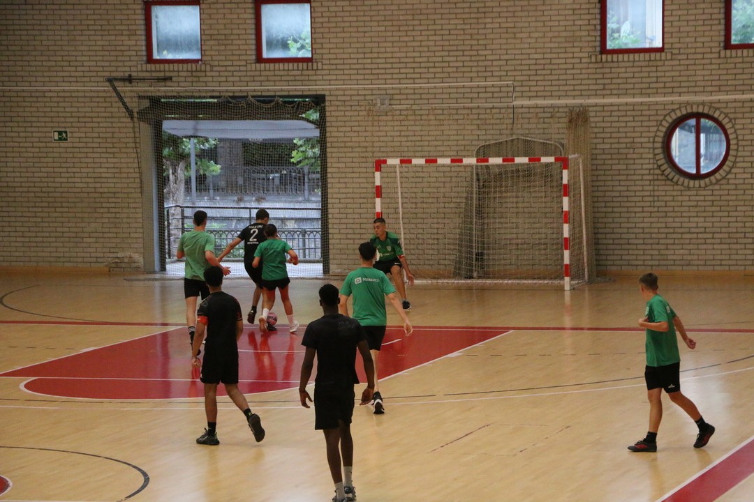 Ireki dute Tta-kun areto futbol taldearen V. Beltzen Torneoan izena emateko epea