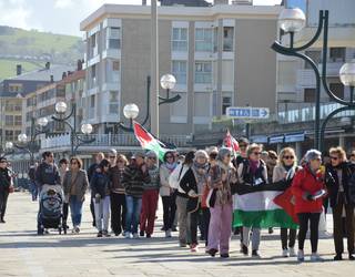Zarautz-Palestina Herri Ekimenak mobilizazioa deitu du biharko