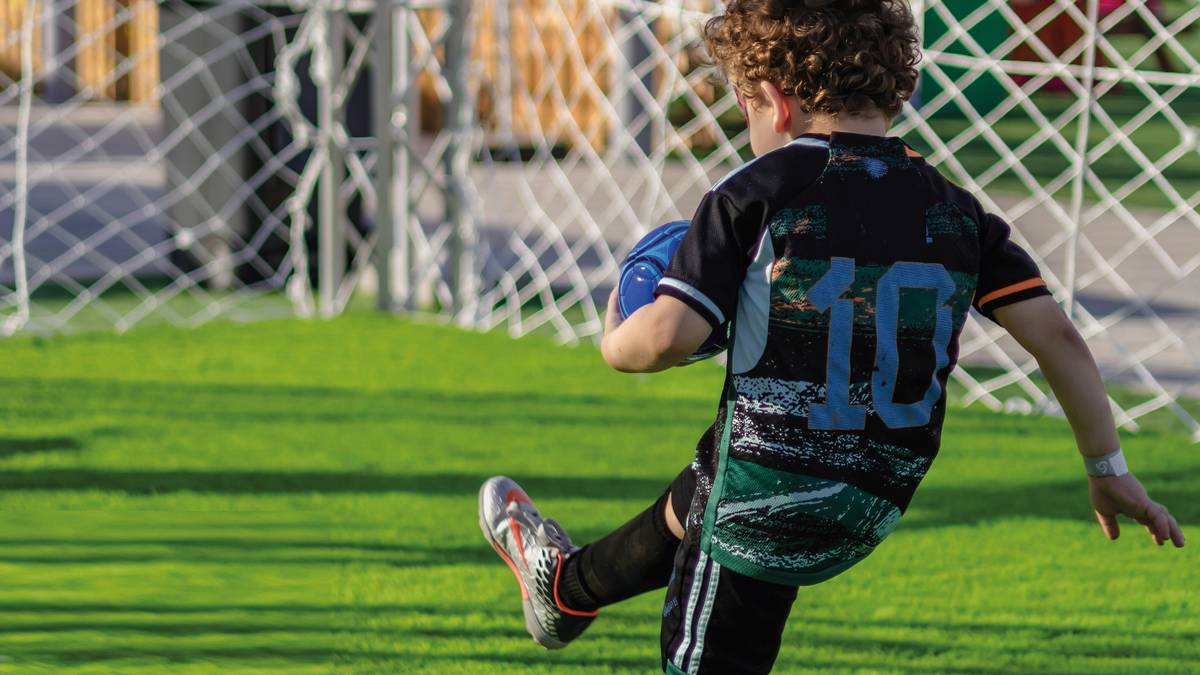 Kirol hastapena, joko zelai berrian