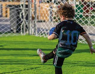 Kirol hastapena, joko zelai berrian