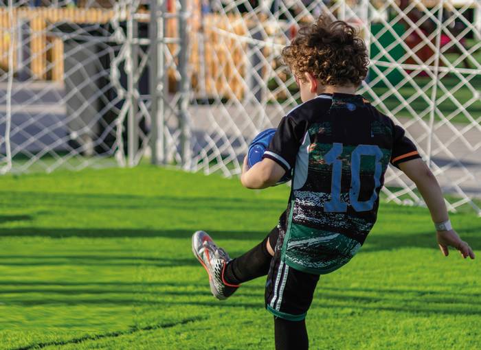 Kirol hastapena, joko zelai berrian