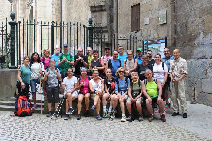 Azpeititik Zarauzko bidea hartu dute Donostiako Elizbarrutiaren jubileu ibilaldikoek