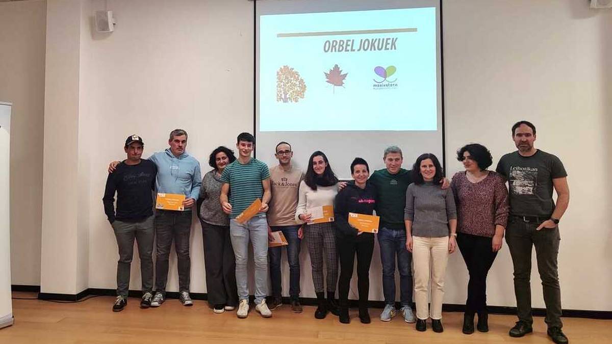 Metroterdi taldea nagusi, Maxixatzen elkartearen Orbel Jokoak lehiaketan
