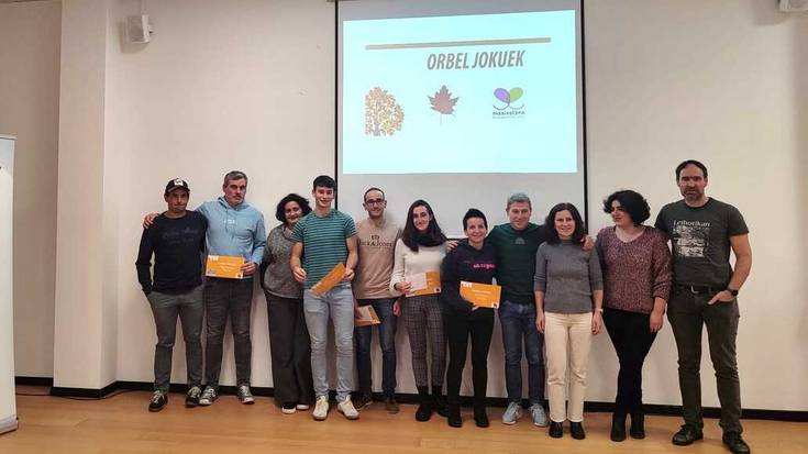 Metroterdi taldea nagusi, Maxixatzen elkartearen Orbel Jokoak lehiaketan