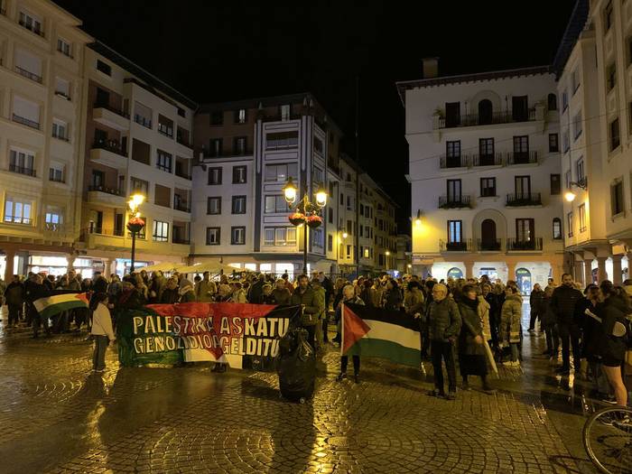 Palestinari elkartasuna adierazteko protesta egingo dute bihar