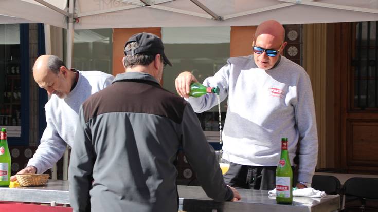 Sagardoaren festa, igande eguerdian