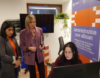 Elgoibarren KZgune proiektu pilotu bat jarri dute abian, hiriburuetako zerbitzu digitalak udalerrietara hurbiltzeko