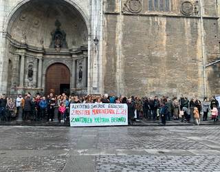 San Jose egoitzako langileek elkarretaratzea deitu dute etzirako, lan hitzarmen berria exijitzeko