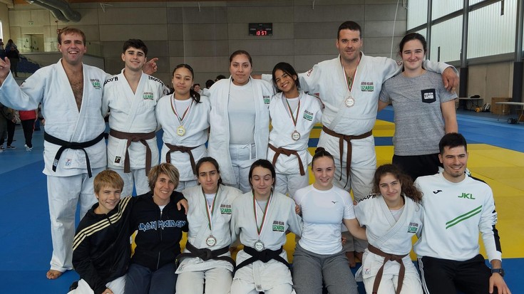 Bost domina lortu ditu Lizardi judo klubak Euskadiko Txapelketan