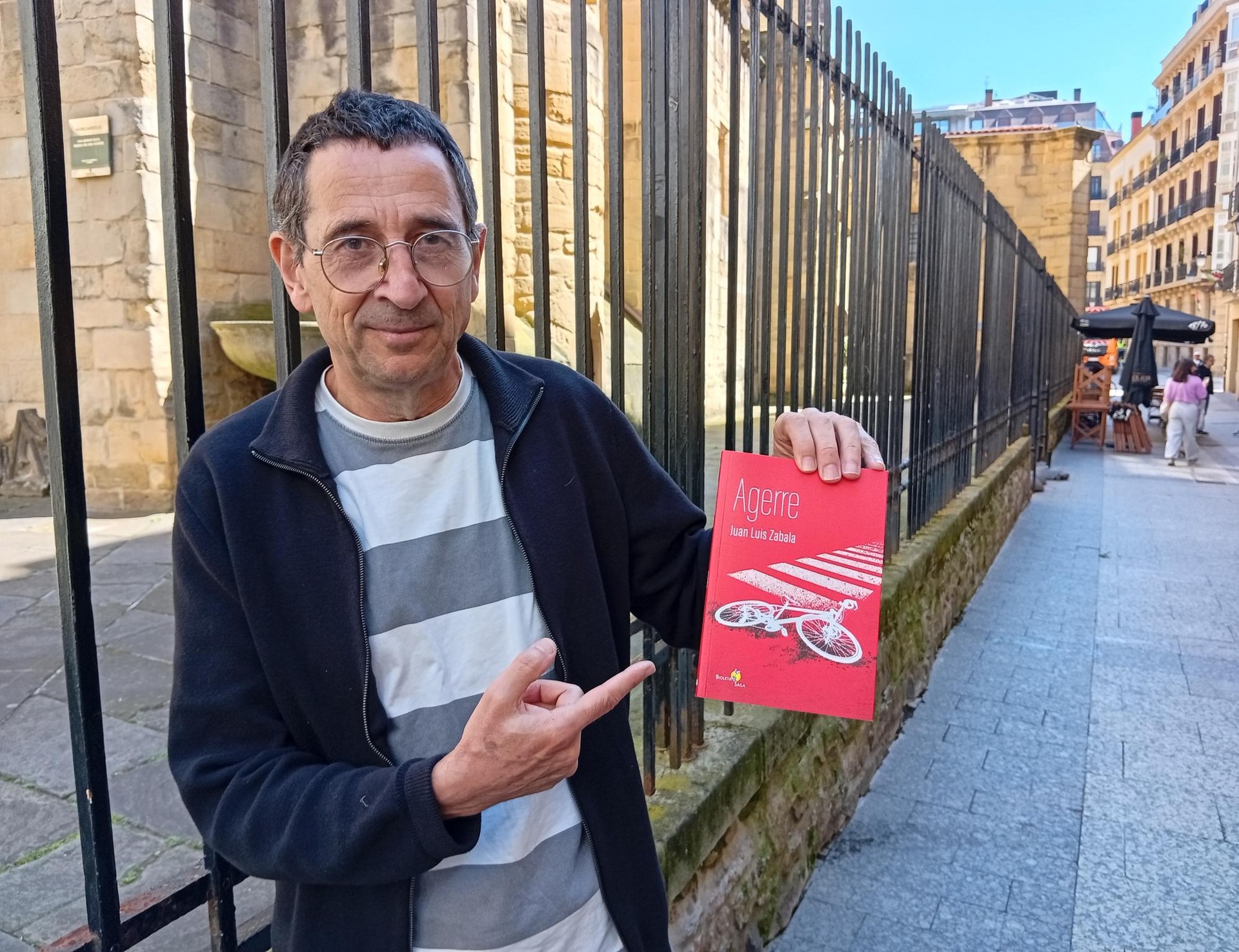 Juan Luis Zabalaren 'Agerre', irakurtzeko baino, pentsatzeko