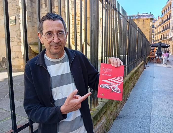 Juan Luis Zabalaren 'Agerre', irakurtzeko baino, pentsatzeko