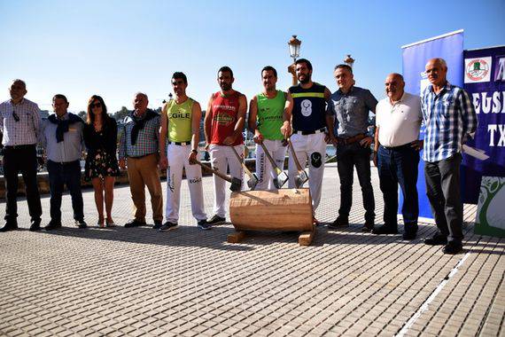 Mikel Larrañaga: "Neure maila ematen badut, lan polita egingo dudala uste dut"