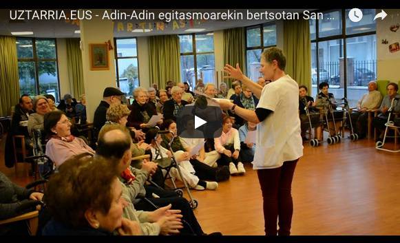 BIDEOA: Adin-Adin egitasmoko bertso saioa egin dute San Martin egoitzan