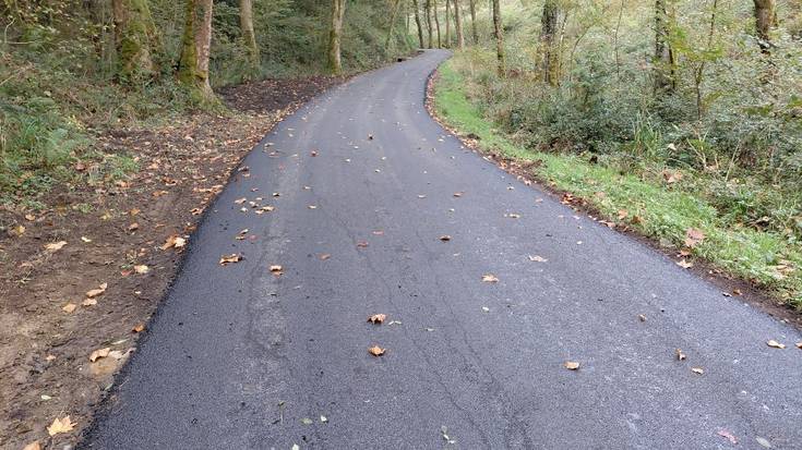 Lasaoerreka bidean asfaltatze lanak egin ditu Zestoako Udalak