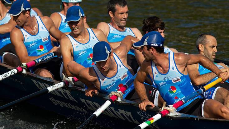 Kontxako estropaden antolakuntzak etxean geratzeko eskatu die arraunzaleei