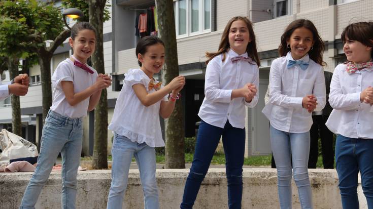 Txinpirin eta Zarautz Txiki abesbatzetan izena emateko aukera zabalik dago