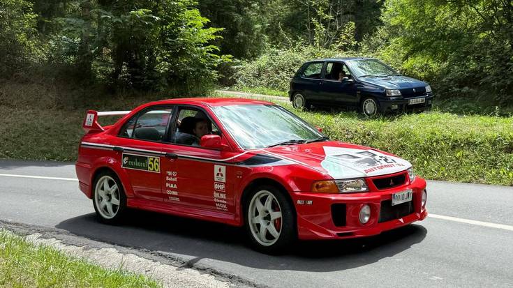 75 bikotek parte hartuko dute larunbateko auto klasikoen Azpeitia Hiria rallyan