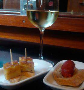 Pintxo-poteoa izango da larunbatean Aian