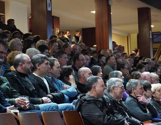 Magia eta zesta-punta izan dira entretenigarri sokamuturrik gabeko San Sebastian arratsaldean