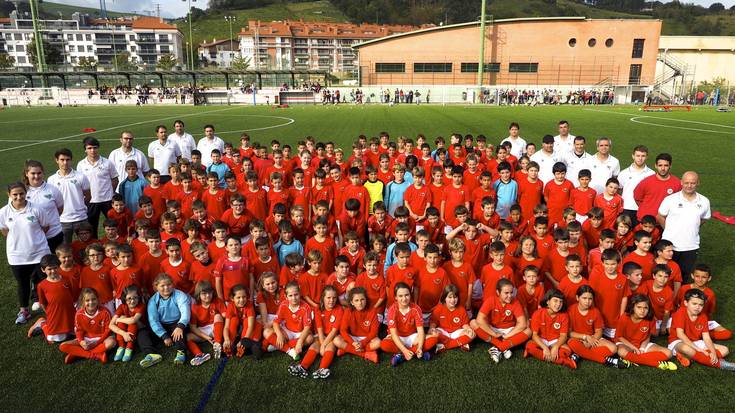 Zumaiako Futbol Eskolako izen ematea zabalik da
