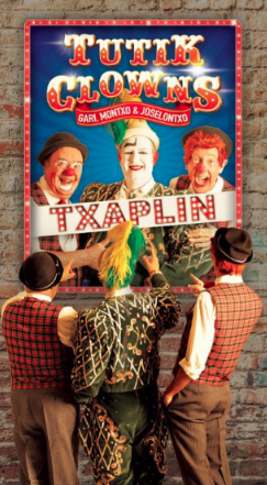 Tutik clowns ikuskizuna