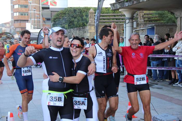 Bikote Mistoen Triatloi Herrikoiko dortsal guztiak agortuta, zabalik da itxaron zerrendan izena emateko epea