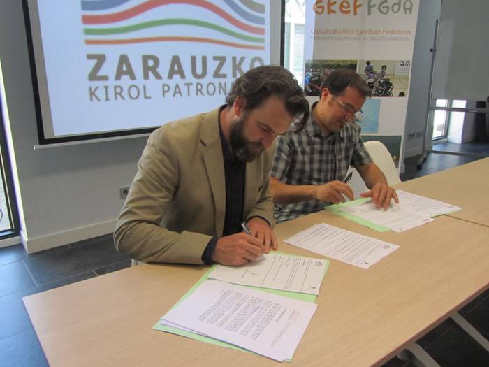 Zarauzko Udalak eta Gipuzkoako Kirol Egokituen Federazioak elkarlan hitzarmena sinatu dute
