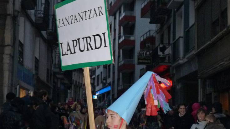 Euskal Inauteriekin hasi da kaleko festa