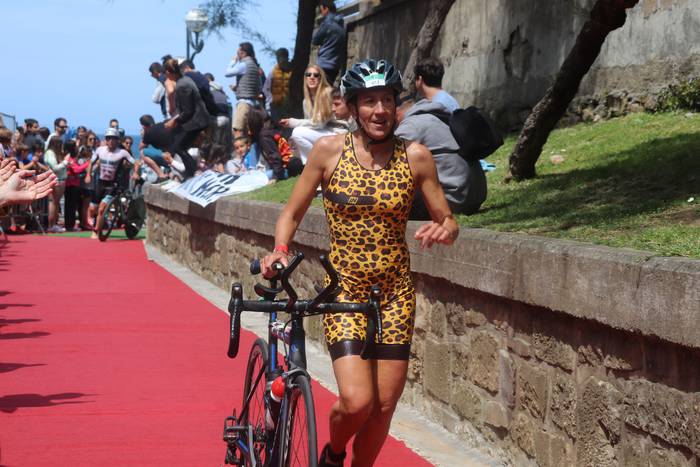 Zozkatu dituzte 2022ko Zarauzko Triatloirako dortsalak