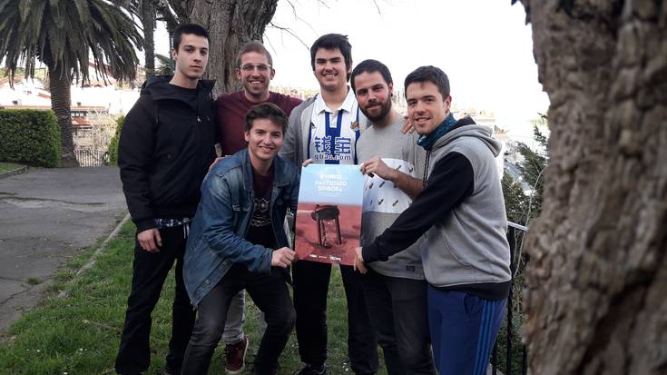 Hamar urteren kontakizuna dokumental batean