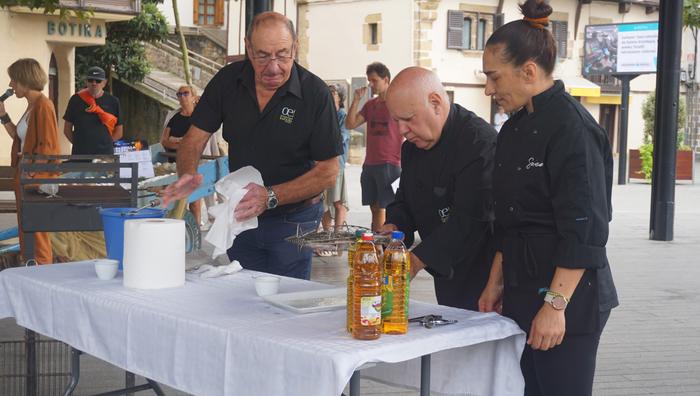 Bihartik aurrera eskuratu ahalko dira Parrilla Festako bazkaritarako txartelak