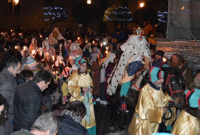 Santa Klaratik irtengo da Errege magoen kabalgata, 19:30ean