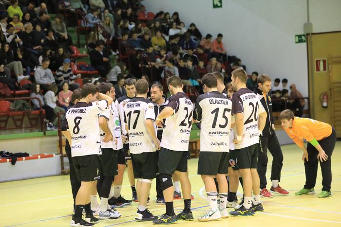 Urte hasiera borobila Amenabar Zarautzentzat