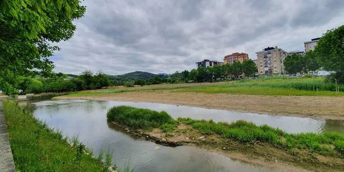 Iritako proiektua babestu du PSE-EEk, baina Zarautz eremu tentsionatu izendatzea eskatu du