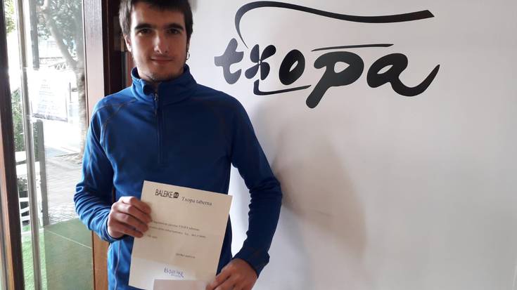 Eman dugu Txopa tabernaren Inauterietako oparia