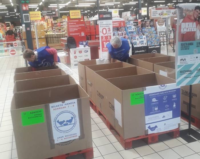 Elikagaien Bankuak hasi du udazkeneko janari bilketa