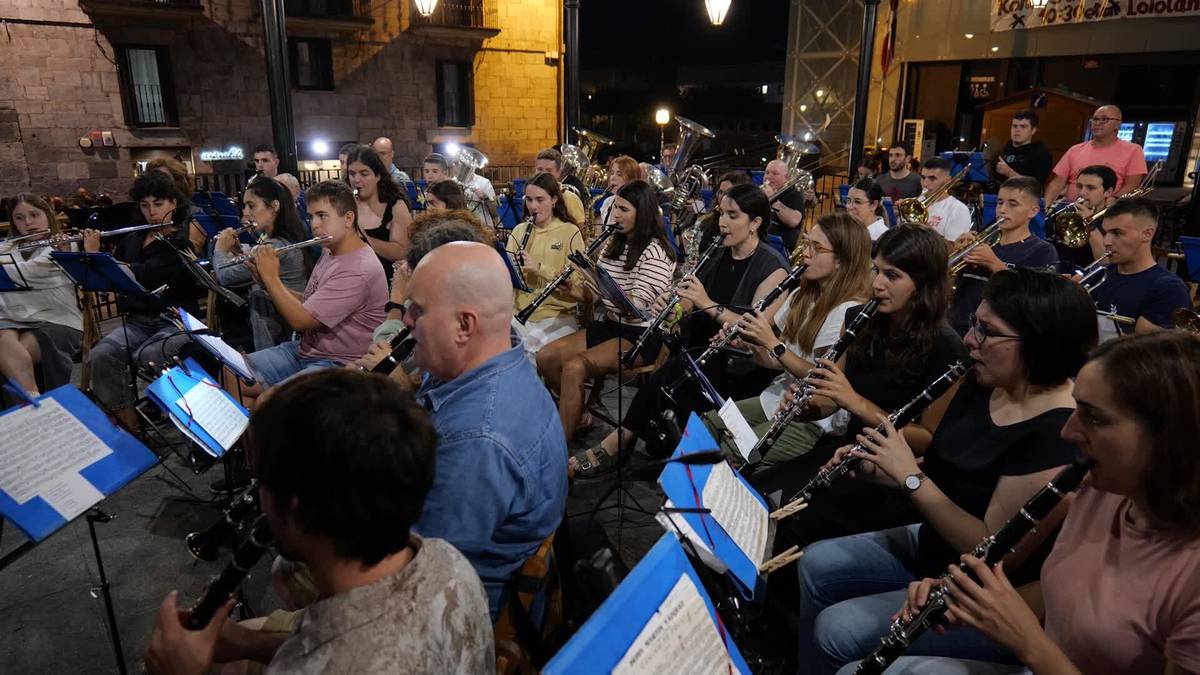 Musika bandaren pasodobleen kontzertua, bideoan