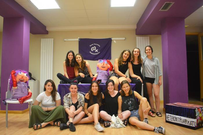 Ginkana feministarekin eta erasoen aurkako protokoloa indartuta dator Marea Arroxa