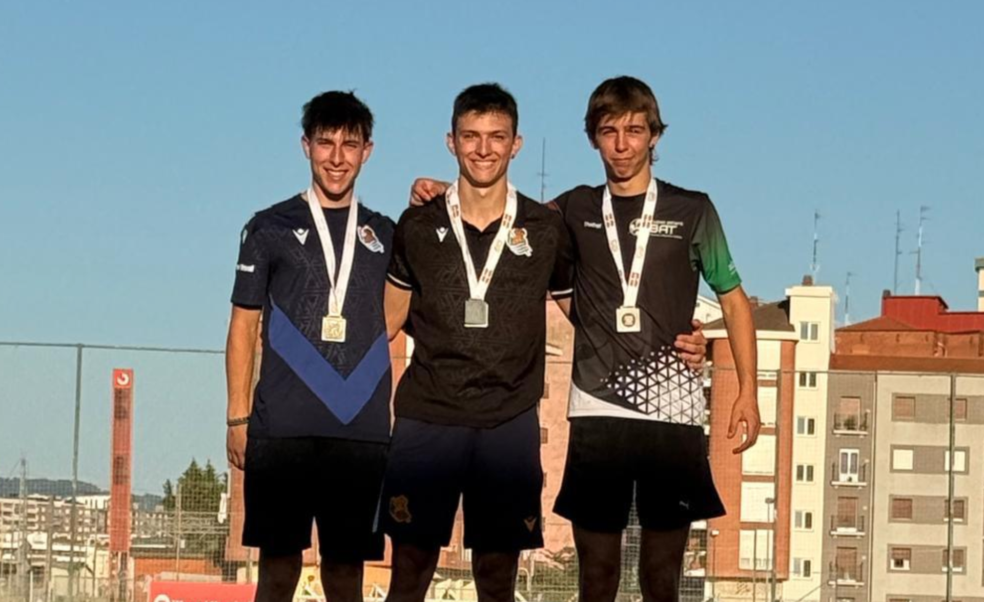 Joseba Torresek zilarrezko domina lortu du Euskadiko Atletismo Txapelketan