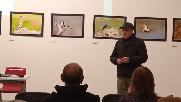 Mendiko bizipenak partekatu ditu Jose Mari Azpiazuk Zumaian