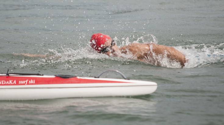 Jon Mujikak eta Amaia Zendoiak irabazi dute igeriketa proba