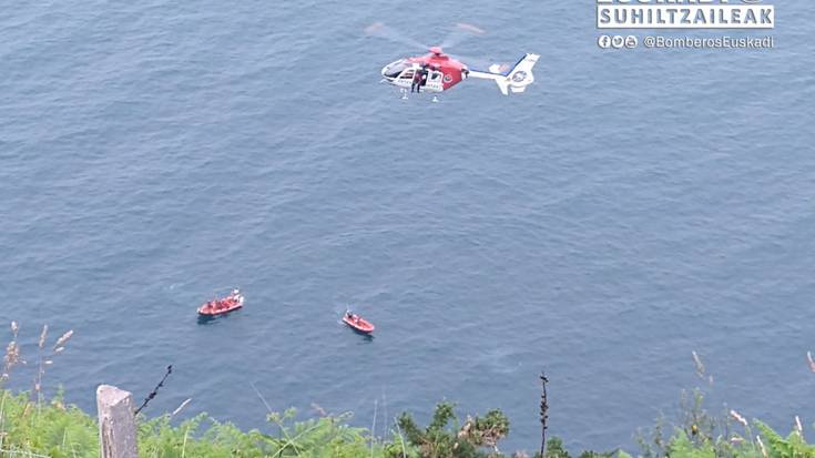 Parapentelari bat erreskatatu dute Amategin