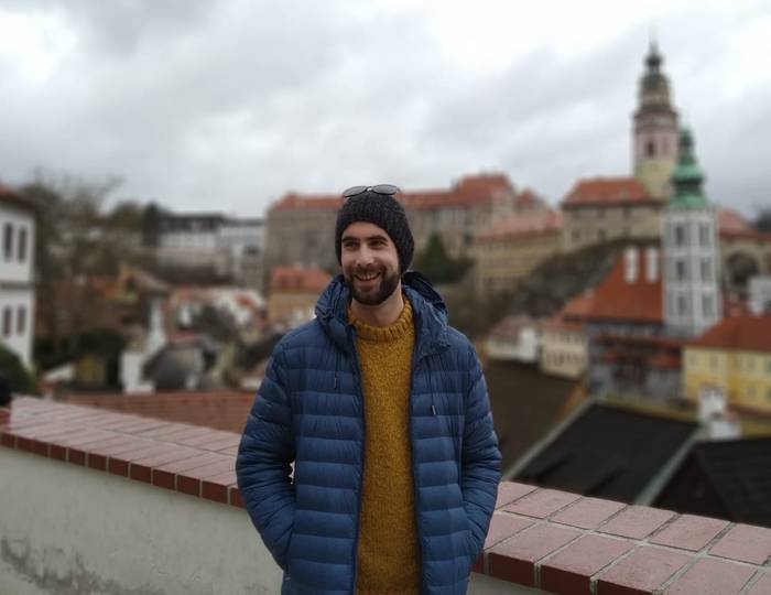"Aurpegiko maskarak erabiltzea nahitaezkoa da Pragan"